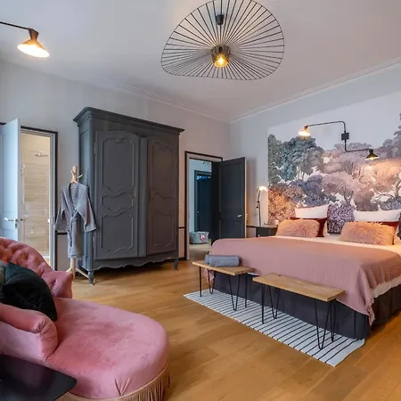 Проживание в семье Escale Rochelaise, Avec Access Et Sauna Ла-Рошель