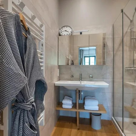 民宿 Escale Rochelaise, Avec Access Et Sauna 拉罗歇尔