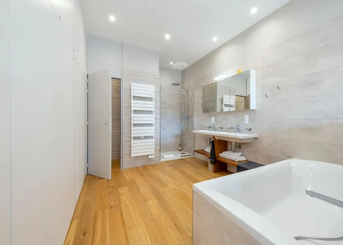 Escale Rochelaise, Avec Access Et Sauna Homestay szállás