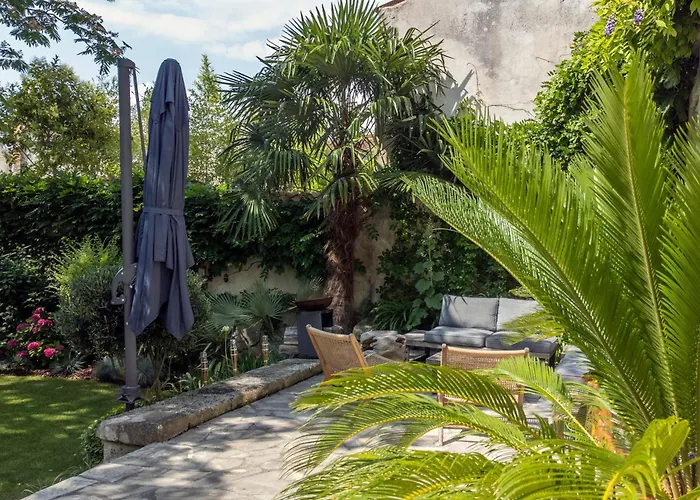 Escale Rochelaise, Avec Access Et Sauna Homestay *